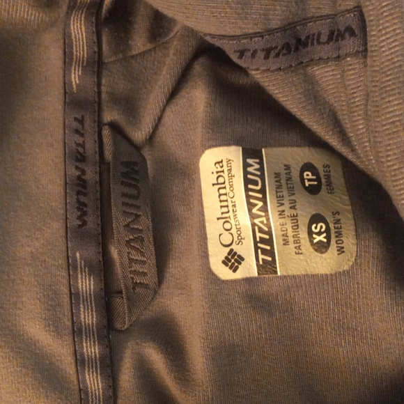 Columbia Titanium Lightweight Jacket Size XS - Picture 2 of 6